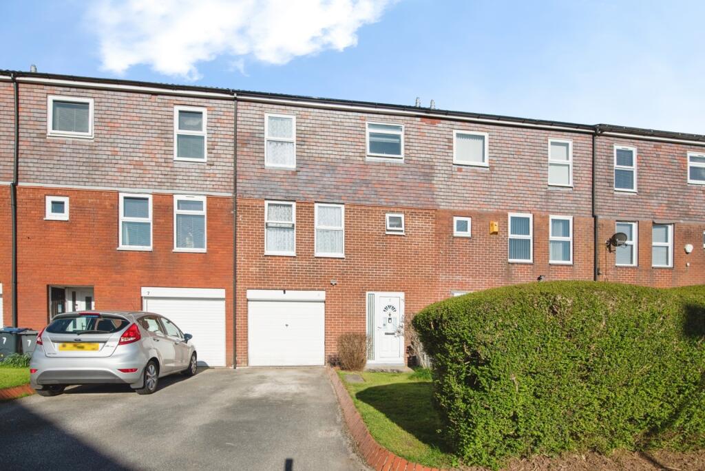 Main image of property: Kyles Way, BIRMINGHAM, West Midlands, B32
