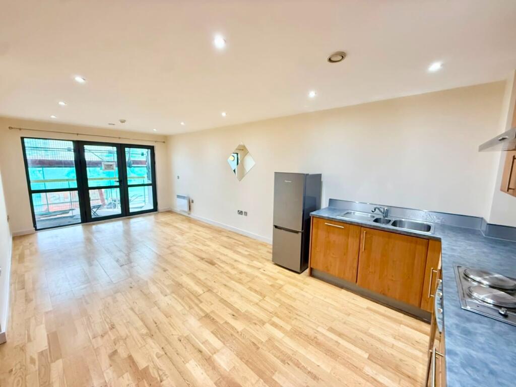 Main image of property: 39 Leeds Street, Liverpool, L3