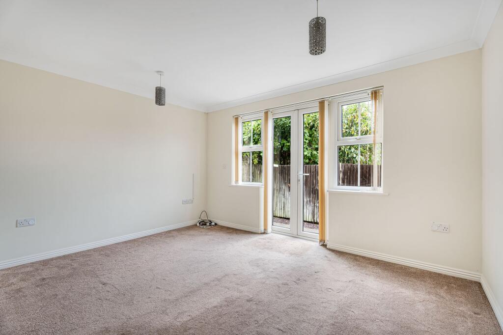 House in Kingston upon Thames - View 3