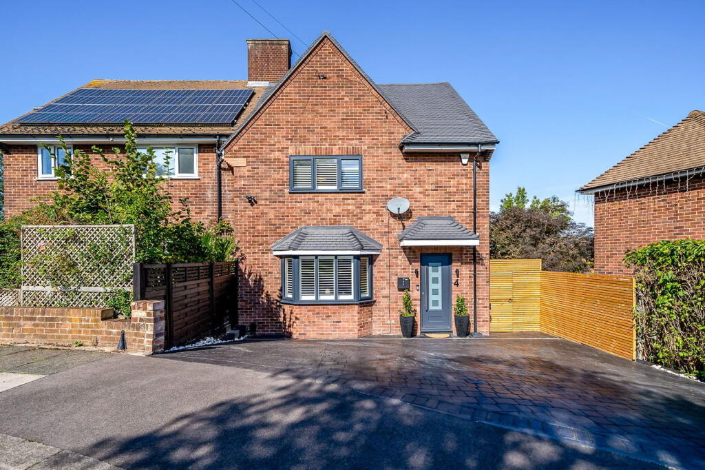 Main image of property: Partridge Green, London SE9