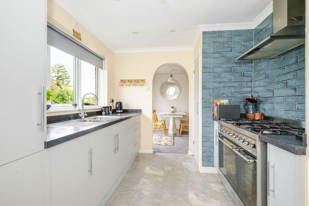 House in Heathfield, Sandy Cross - View 5