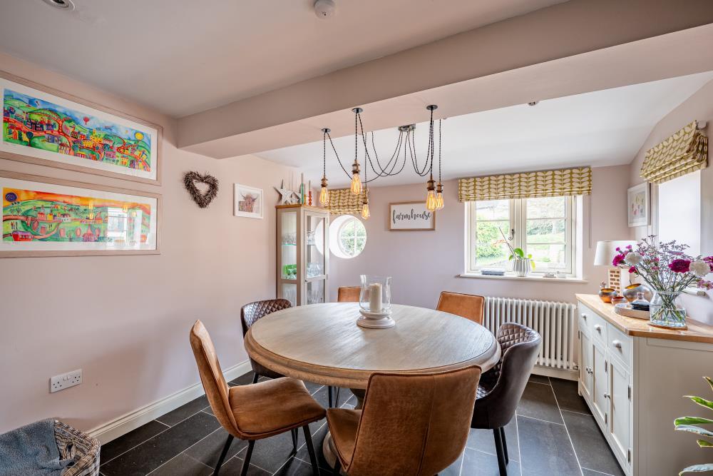 House in Swindon - View 4