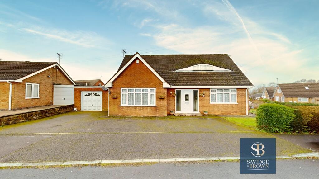 4-bed detached on Flowery Leys Lane, Alfreton, DE55, £295,000