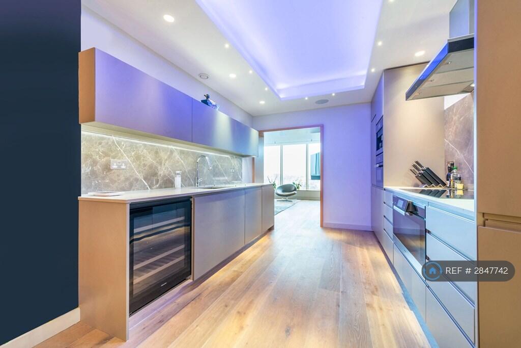3 bedroom flat for rent