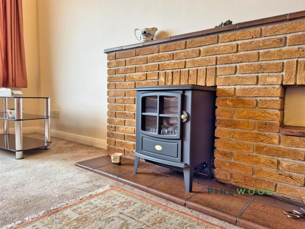 House in Bolsover, Whitwell - View 4