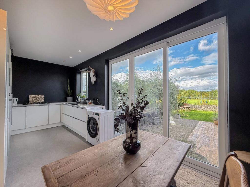 House in High Peak, Hartington Upper Quarter - View 4