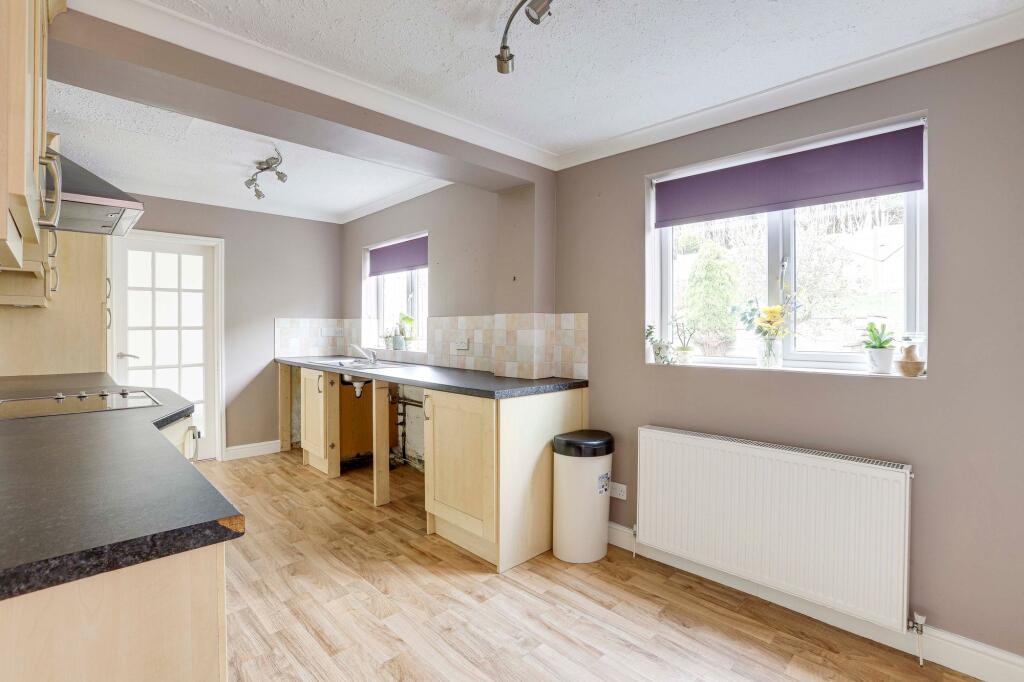 Houldsworth Rise, Arnold, NG5 photo 2