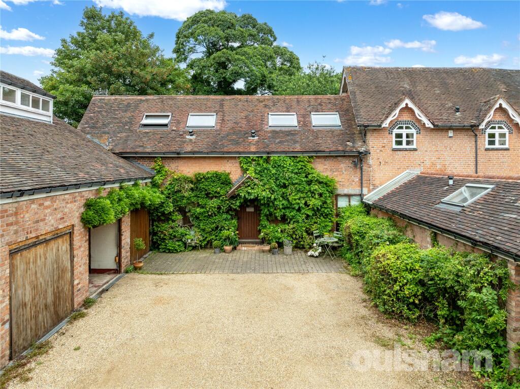 Main image of property: Yew Tree Farm, Brookhouse Road, Blackwell, Worcestershire, B60
