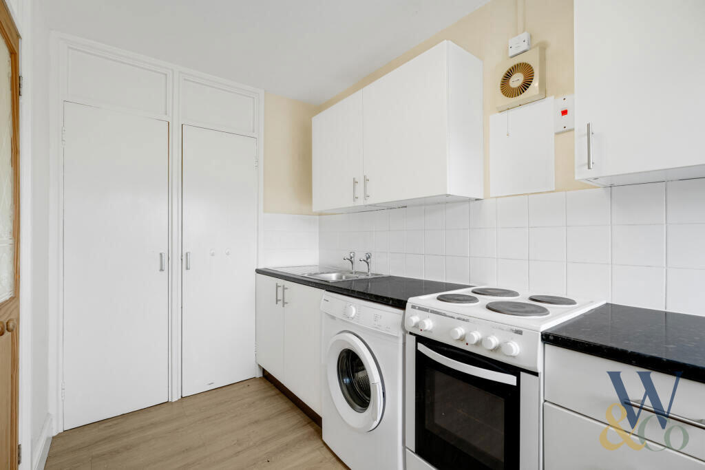 Apartment in Northampton - View 5