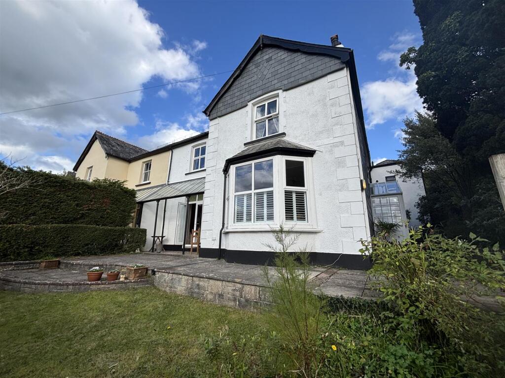 Main image of property: Dunheved Road, Launceston