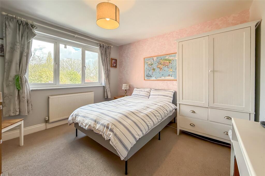 Additional image 11 of Laburnum Grove, St. Albans, Hertfordshire, AL2