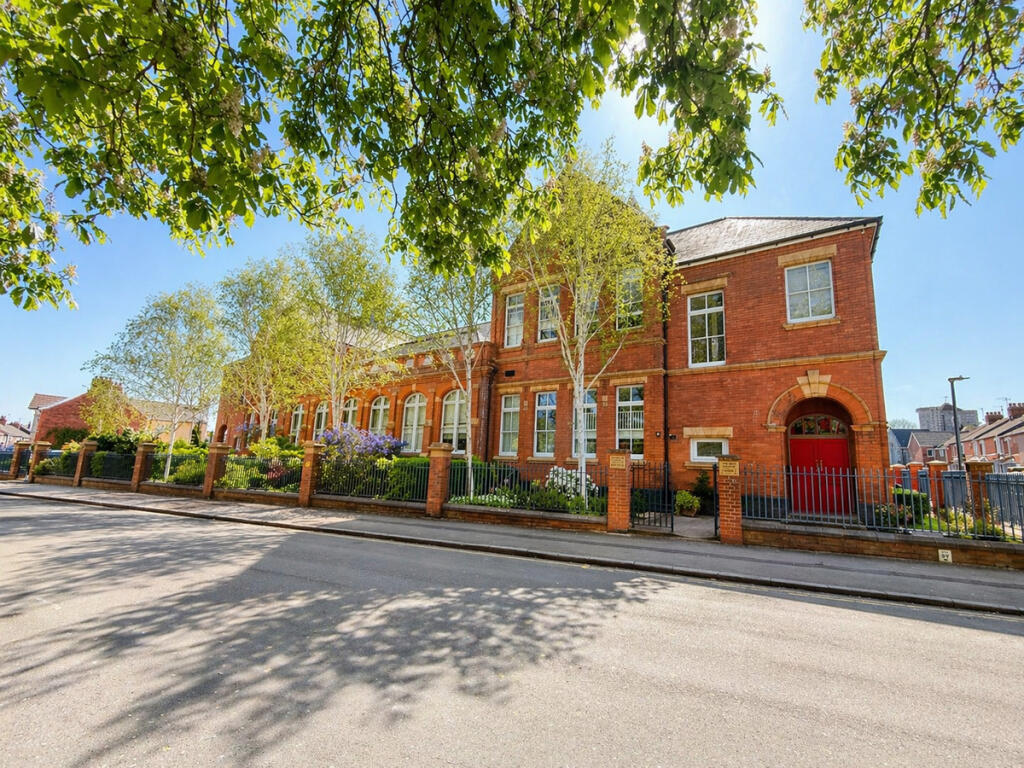 Main image of property: Euclid Street, Swindon, SN1 2