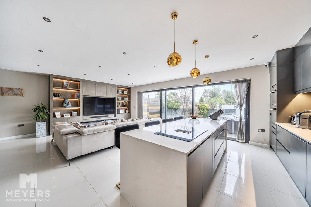 Additional image 8 of Manor Avenue, Poole, BH12