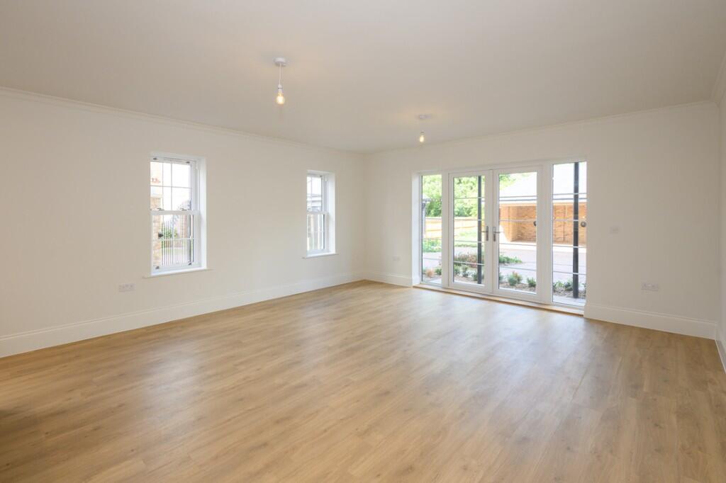 Apartment in Guildford - View 4