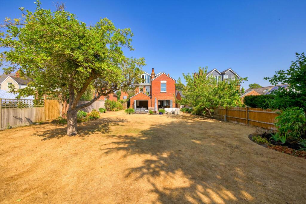 House in Reading - View 4