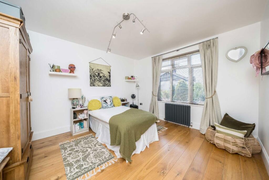 House in London - More