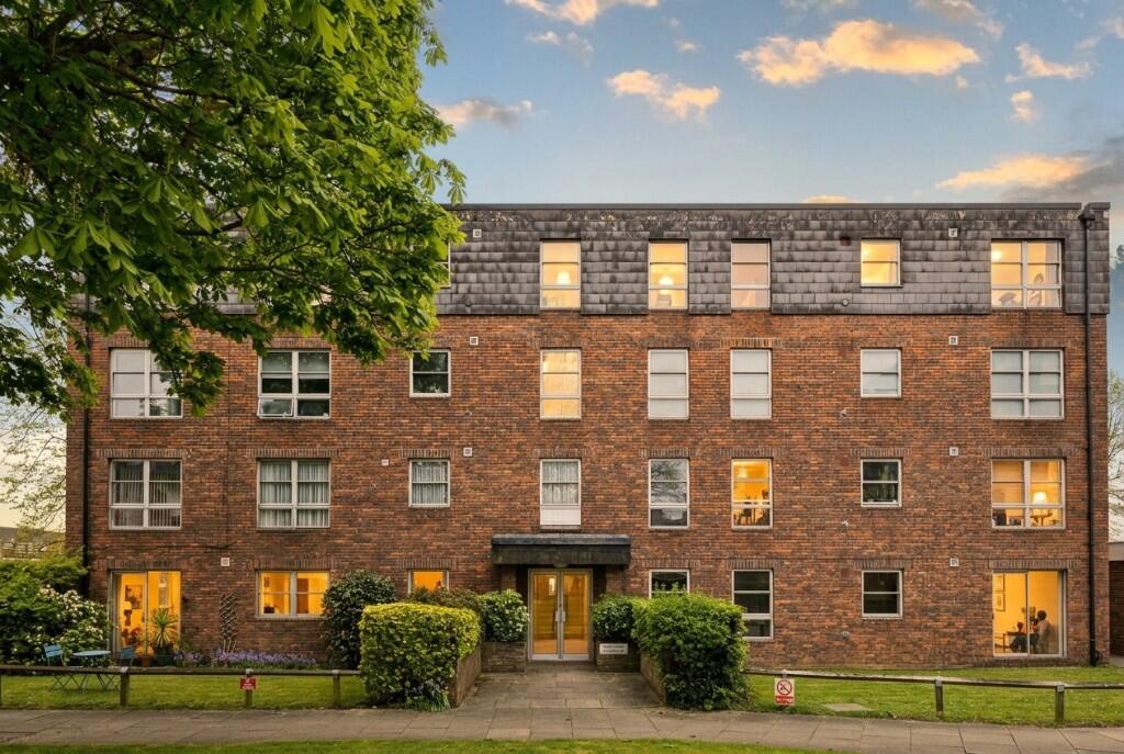 Main image of property: Marlowe Gardens, London, SE9