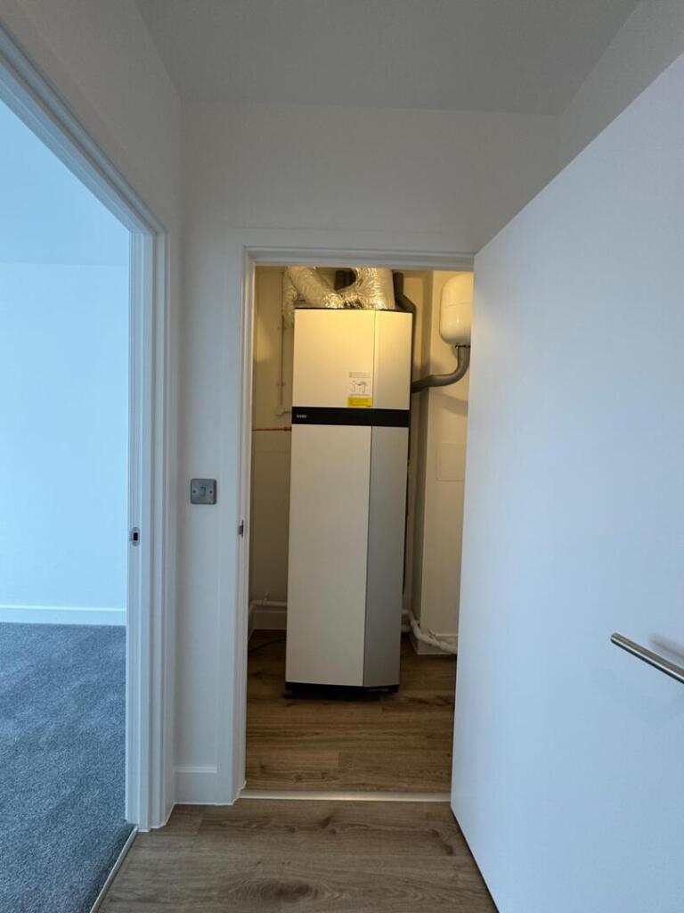 Apartment in Finchampstead - View 5
