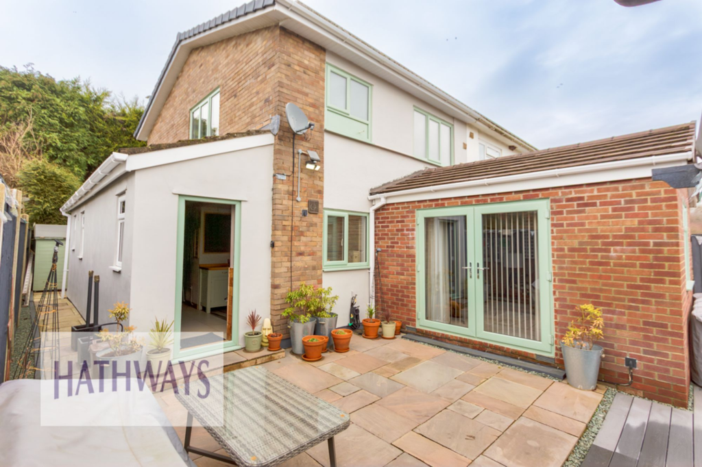 Main image of property: Home Farm Green, Caerleon, NP18