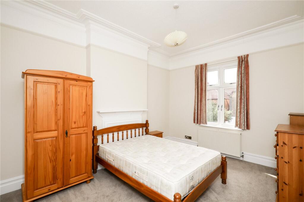 Apartment in London - View 5
