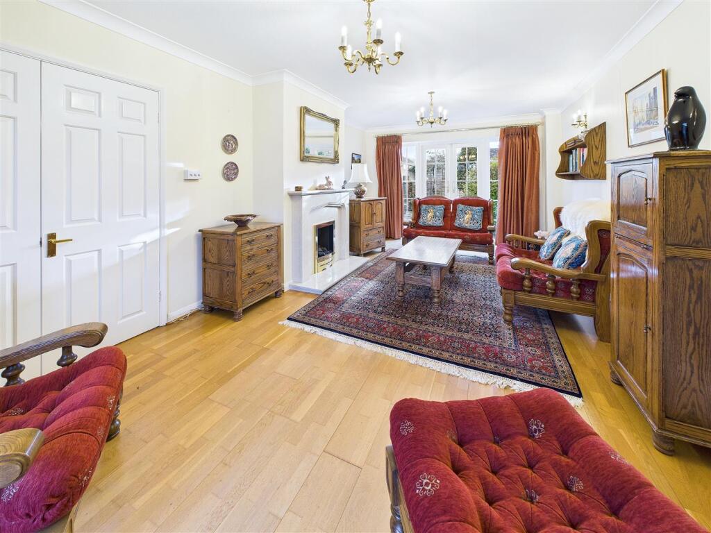 House in Chelmsford, Great Baddow - View 3