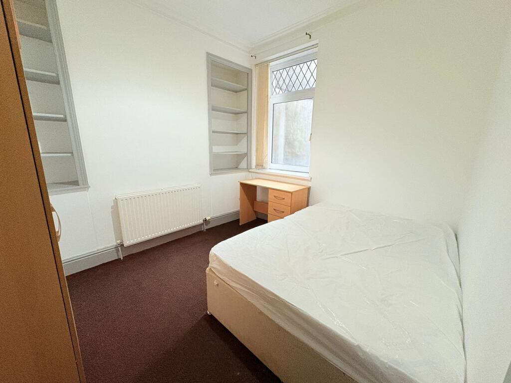 Norfolk Street, Swansea, City And County of Swansea. photo 3