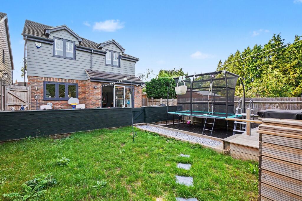 House in Tonbridge and Malling, Kent - View 2