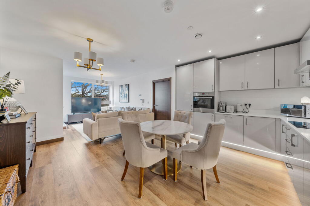 Halcyon Place, Brentwood, Essex, CM14 photo 4