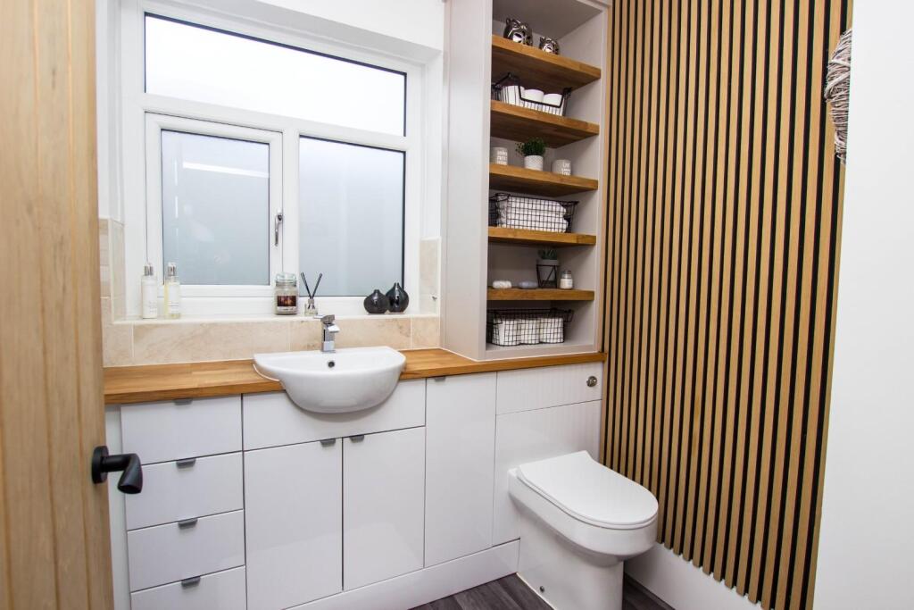 Additional image 37 of 'Hillside Bungalow' Hoddlesden