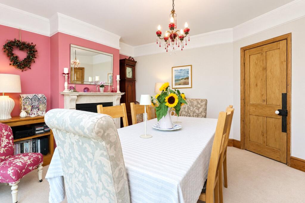 House in Woking, Surrey - More
