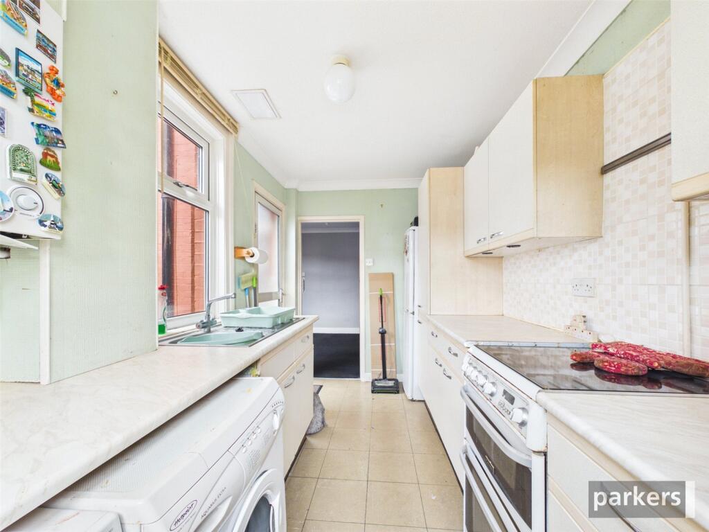 Cromwell Road, Caversham, Reading, Berkshire, RG4 photo 3