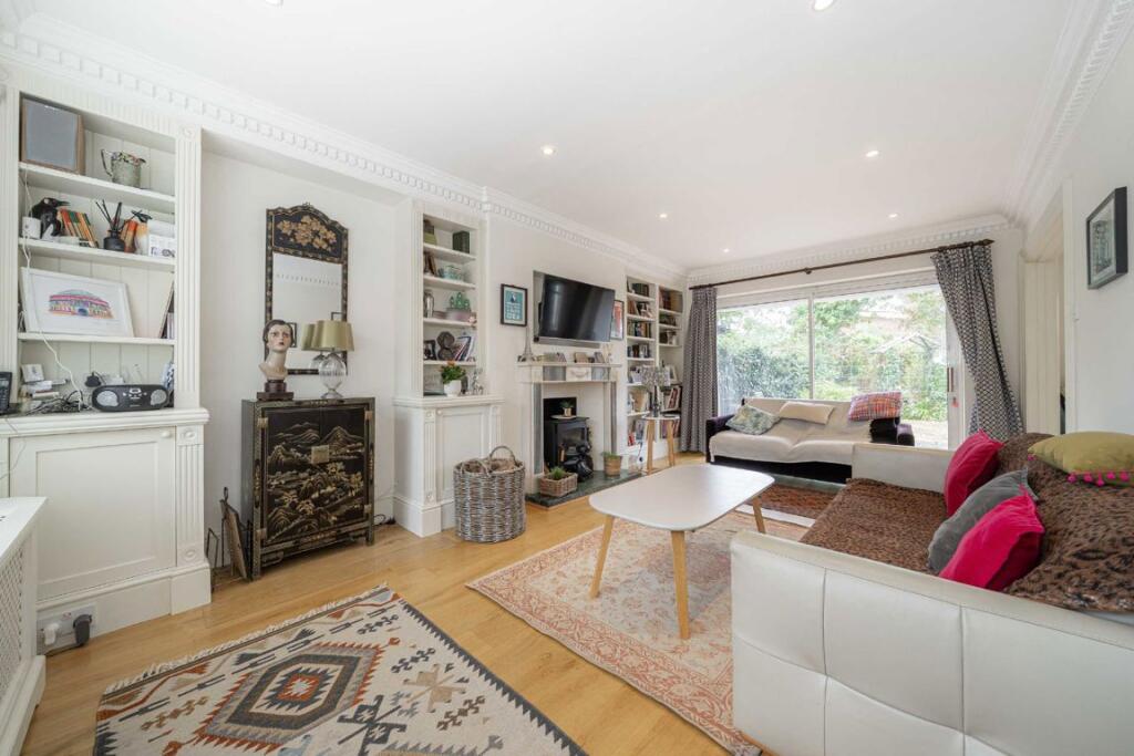 House in Twickenham - View 3