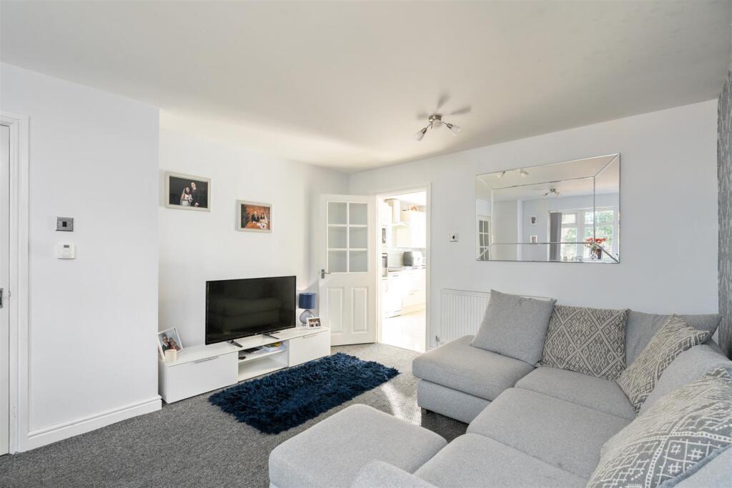 House in Solihull, West Midlands - View 4