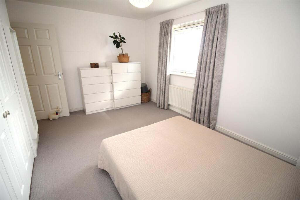 Apartment in Bournemouth - More