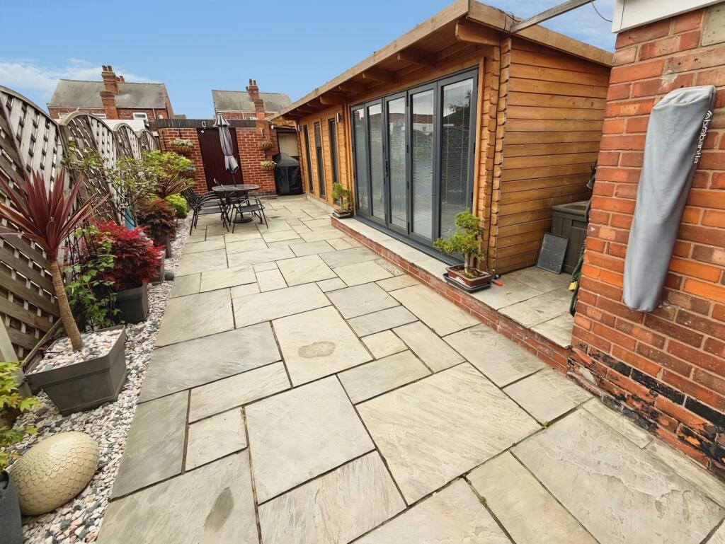 House in Goole, Old Goole - View 2