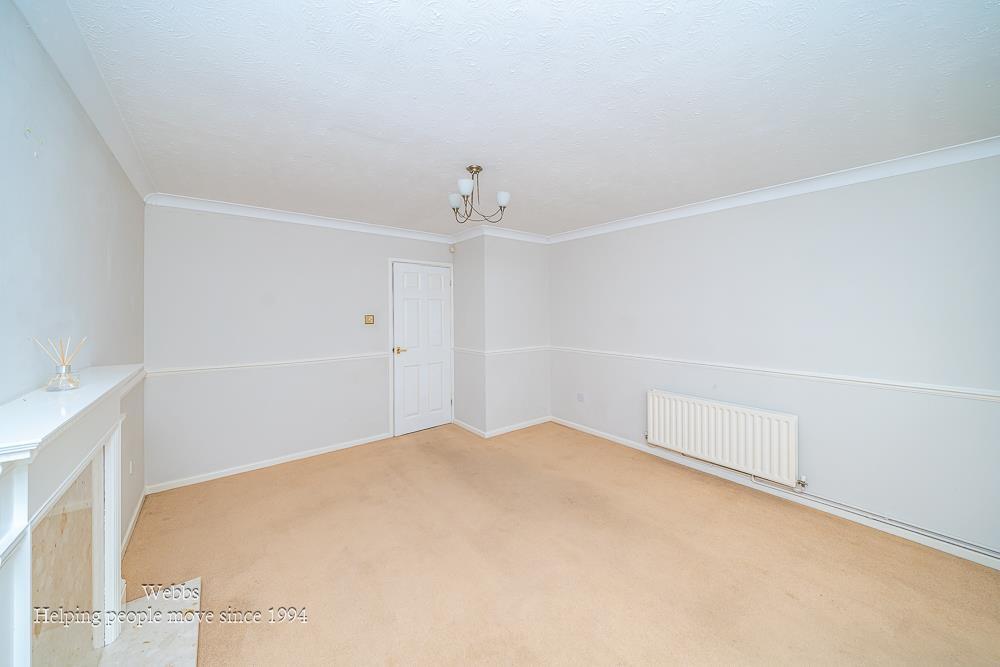 House in Lichfield, Burntwood - More