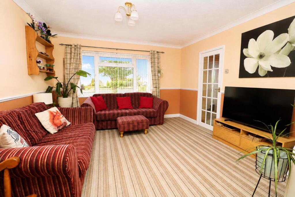 House in Chelmsford - More