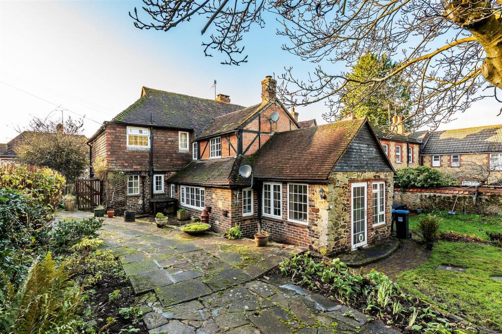 Main image of property: High Street, Limpsfield, Oxted