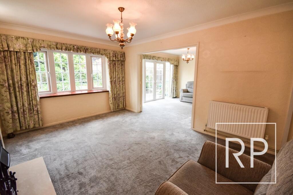 Elm Avenue, Bilston, WV14 photo 4
