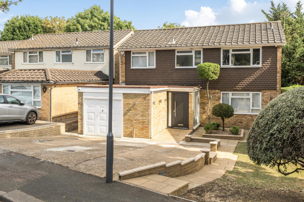 Main image of property: Sequoia Park, Pinner, HA5