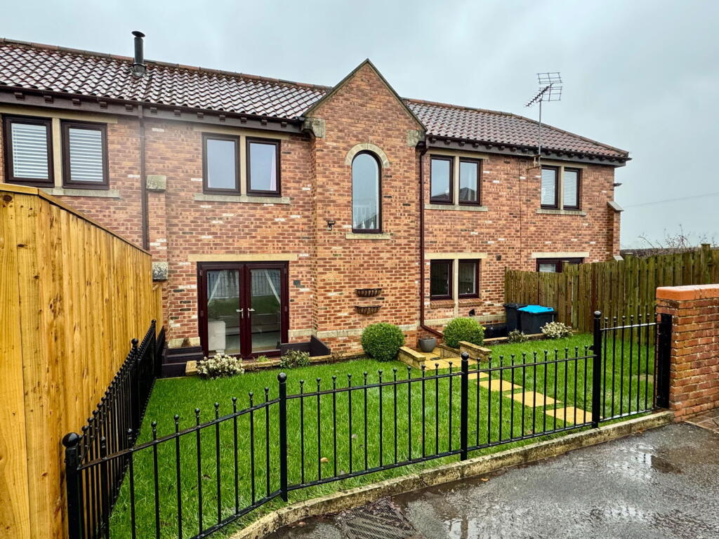 Main image of property: Goldsborough ~ Avenue House Court, Knaresborough, HG5