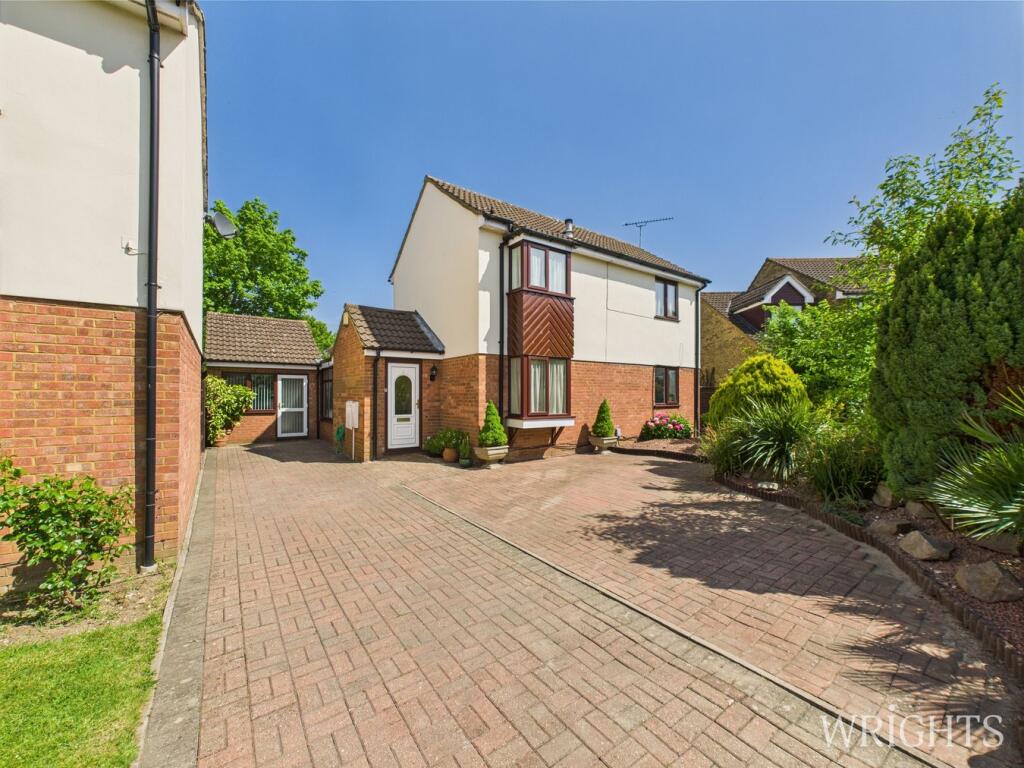 Bader Close, Welwyn Garden City, AL7