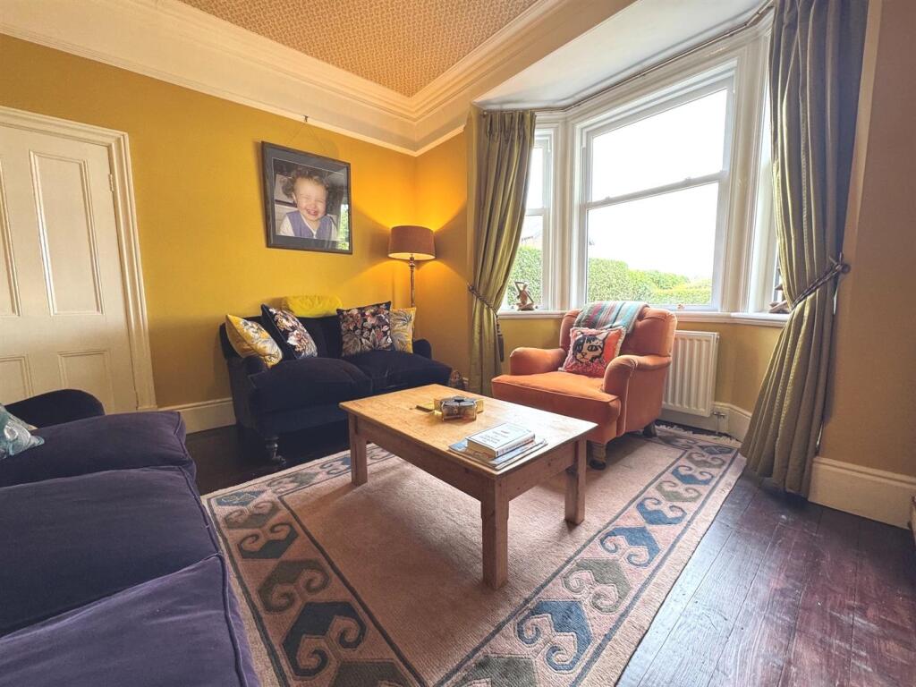 House in Stoke-on-Trent - View 4