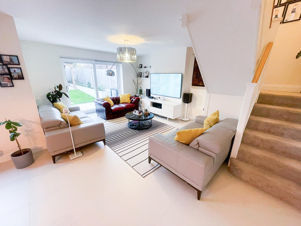 House in Stockport - View 3