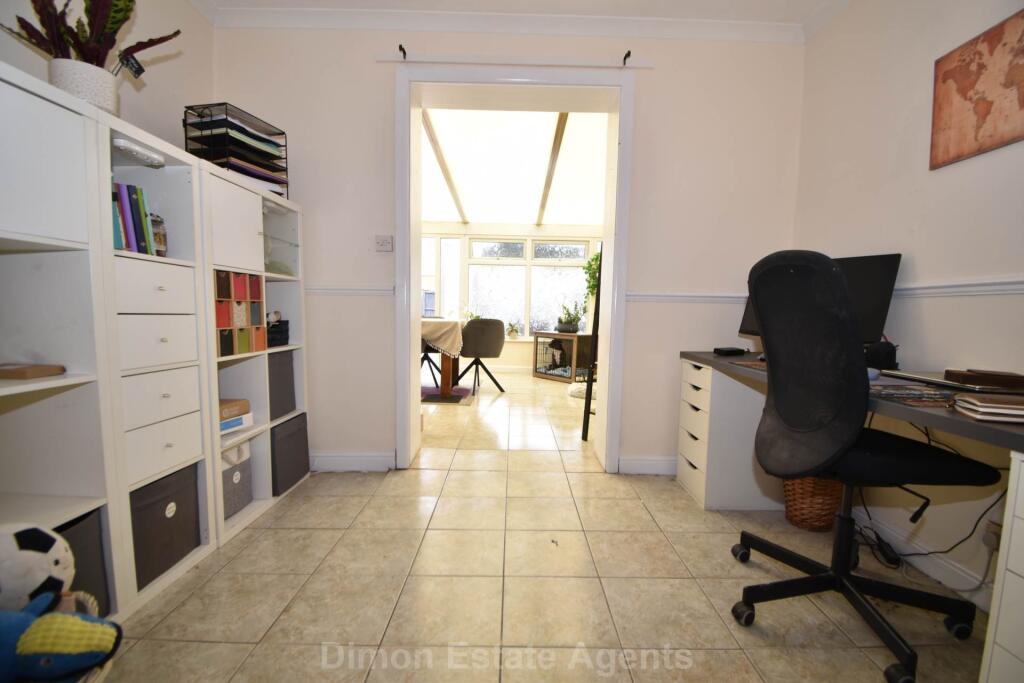House in Gosport, Hampshire - View 5