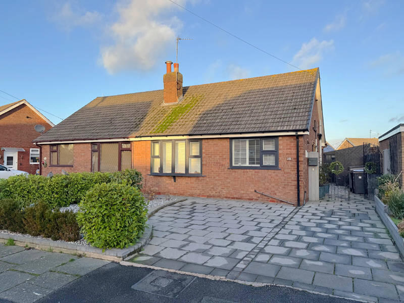 Main image of property: WOOD GREEN DRIVE - THORNTON CLEVELEYS - FY5 3DH