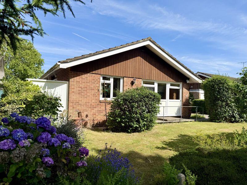 Main image of property: Furners Mead, Henfield