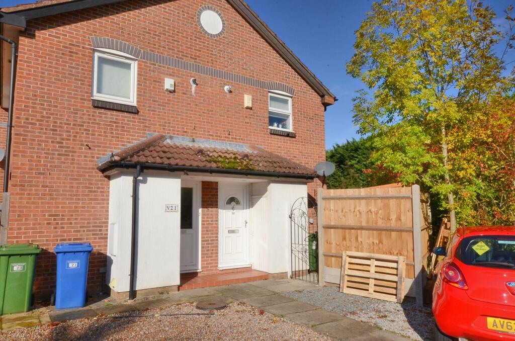 Main image of property: Mary Mead, Warfield, Bracknell, RG42