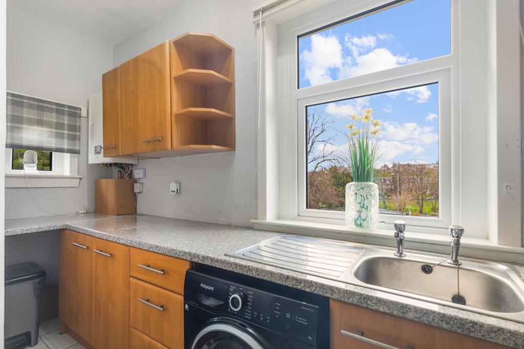 Apartment in Greenock, Inverclyde - View 6
