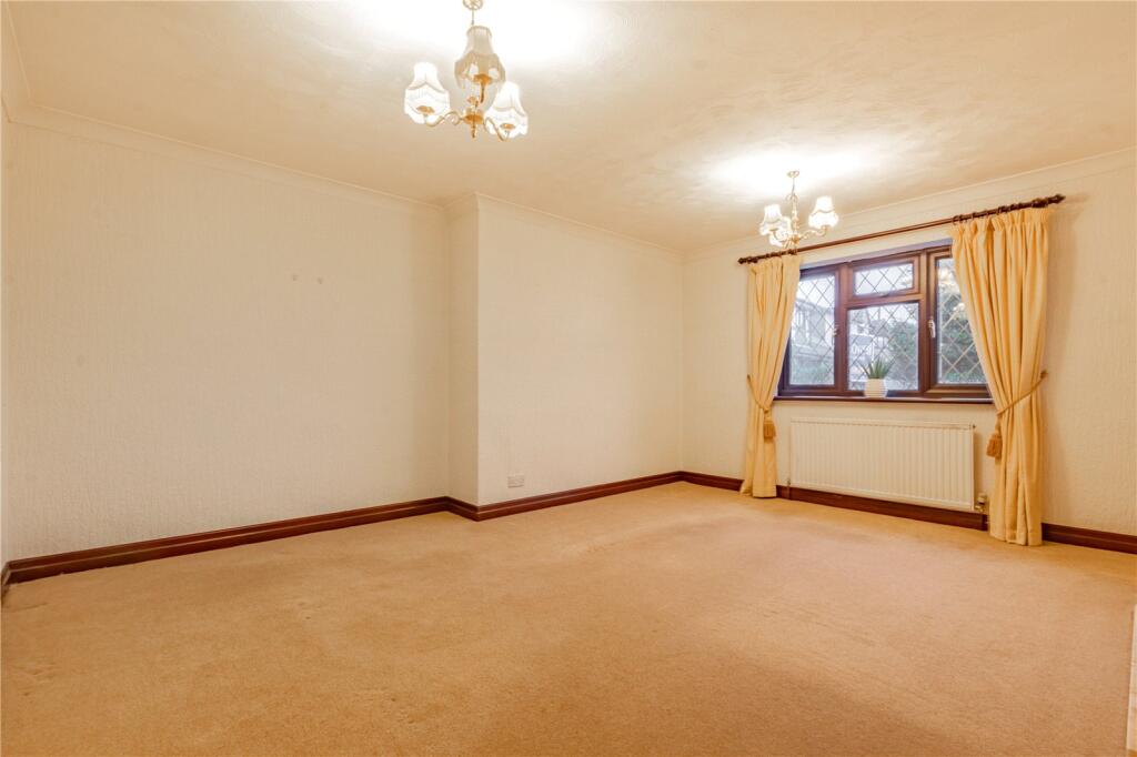 Whittaker Lane, Norden, Rochdale, OL11 photo 4